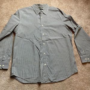 Banana Republic classic fit button up shirt, size extra large